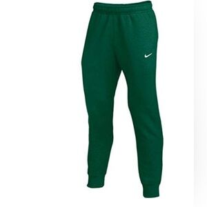 Nike Mens Standard fit Taper Leg Club Fleece Sweatpants, Gorge Green ‼️NWT‼️